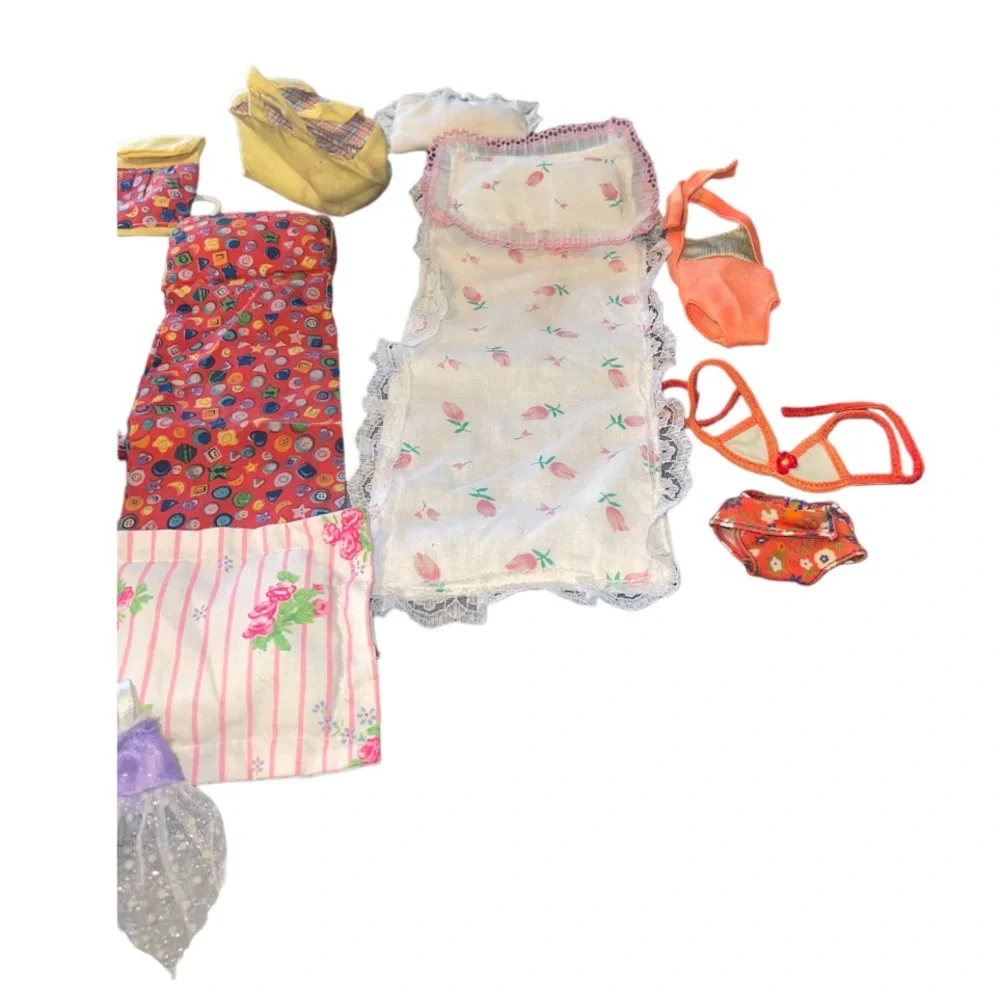 Barbie Accessories Bundle - Picture 6 of 8